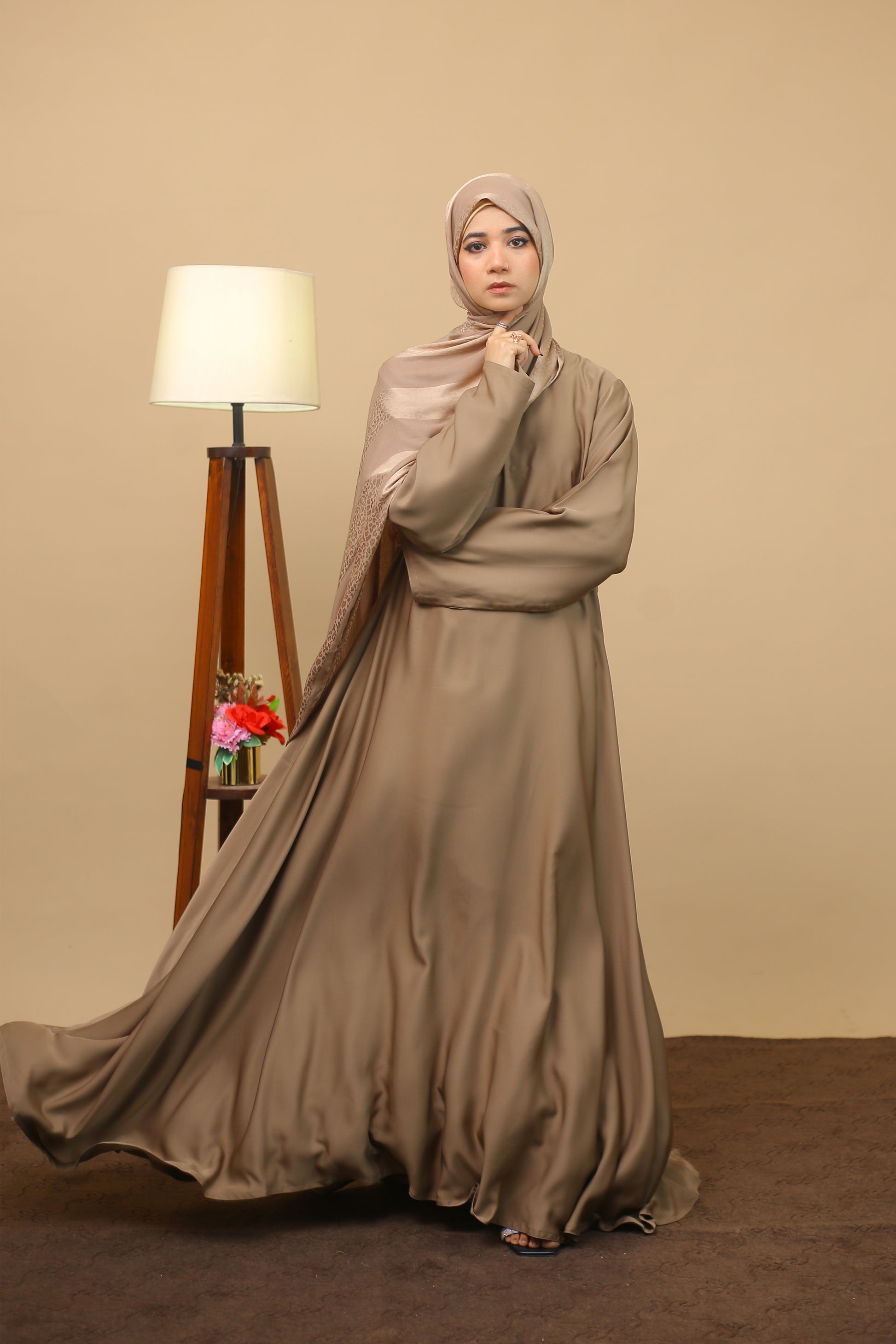 Front Close 0120-P Big Flayer -Beige-