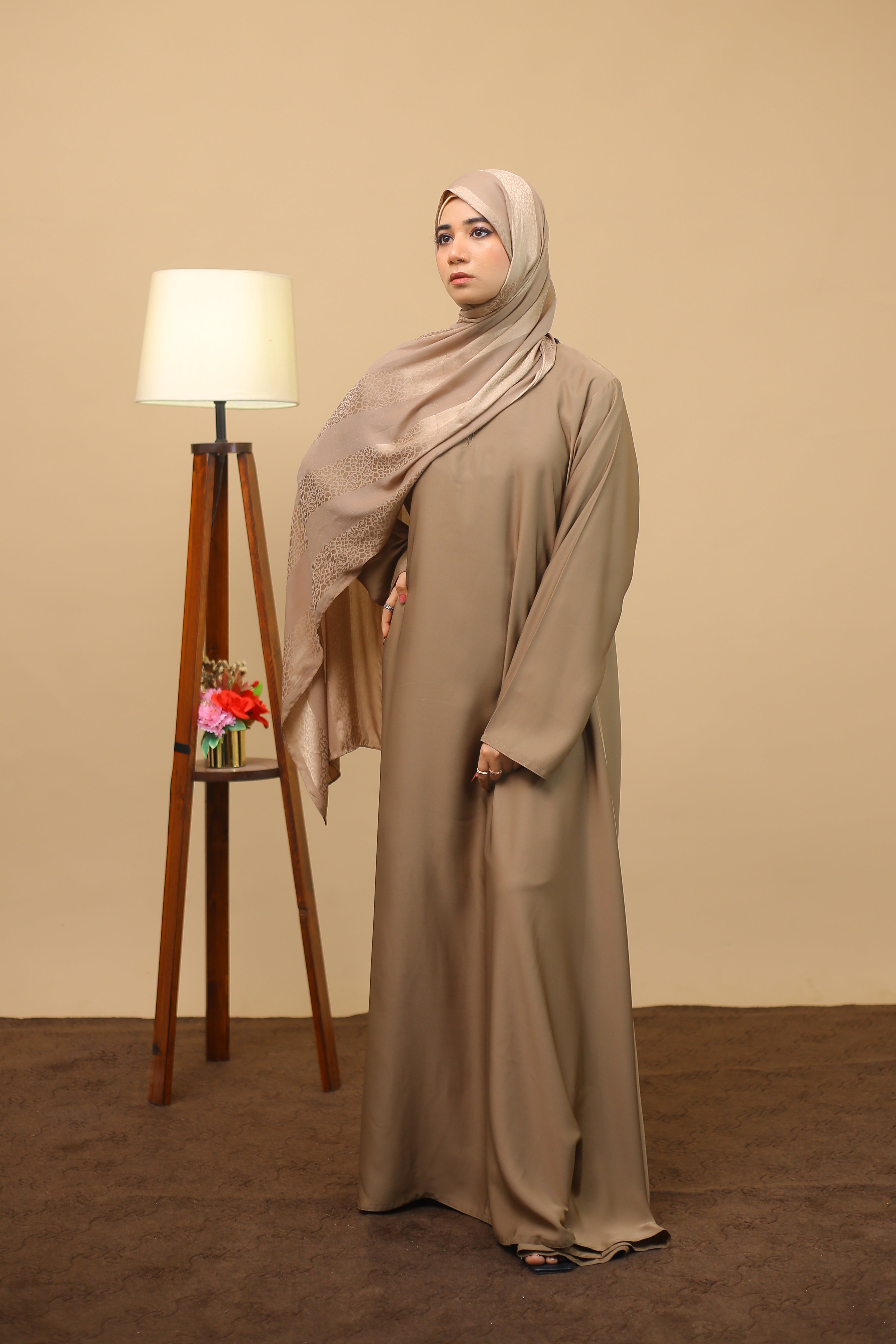 Front Close 0120-P Big Flayer -Beige-