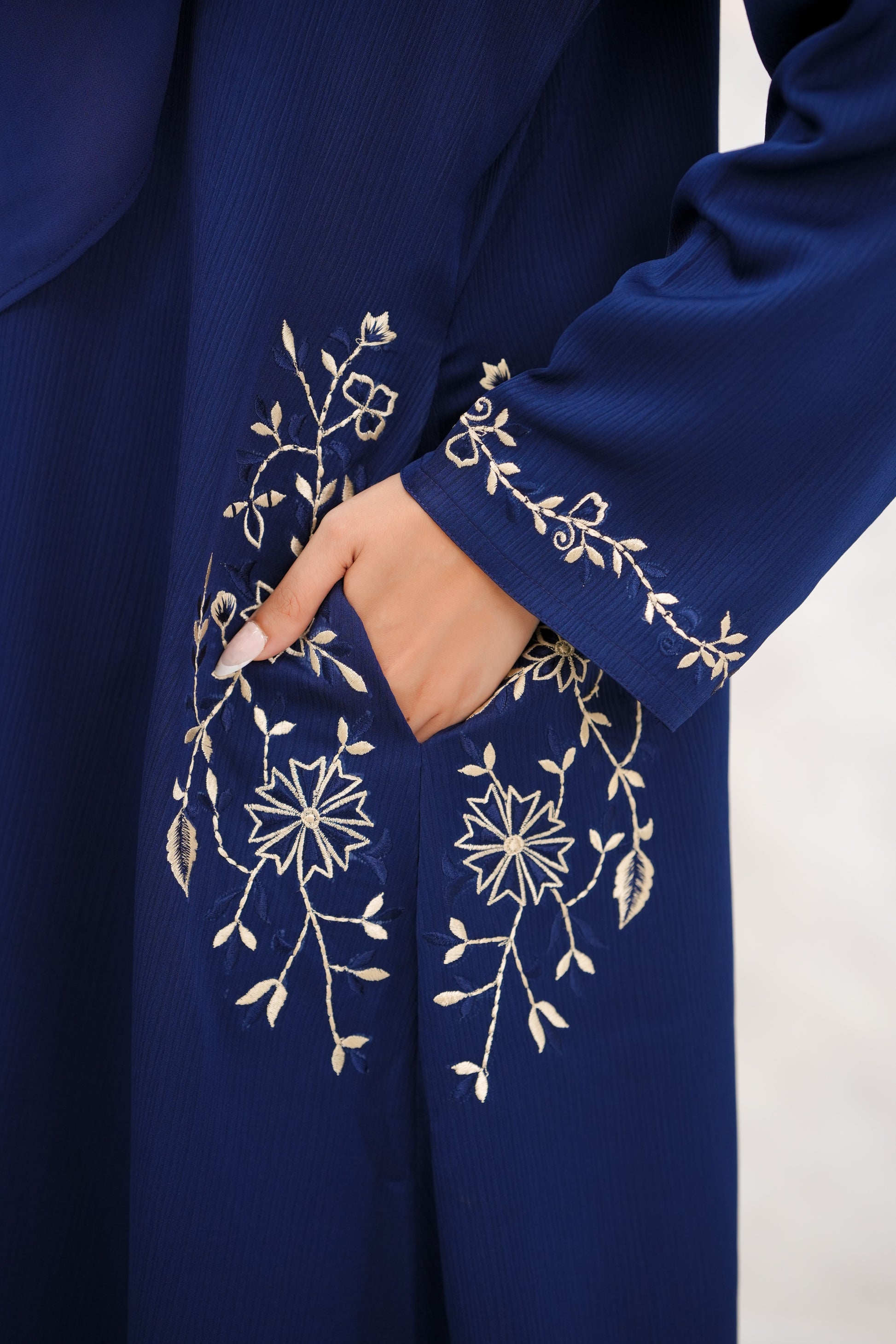 Front Open 0118-K-1052 -Blue-