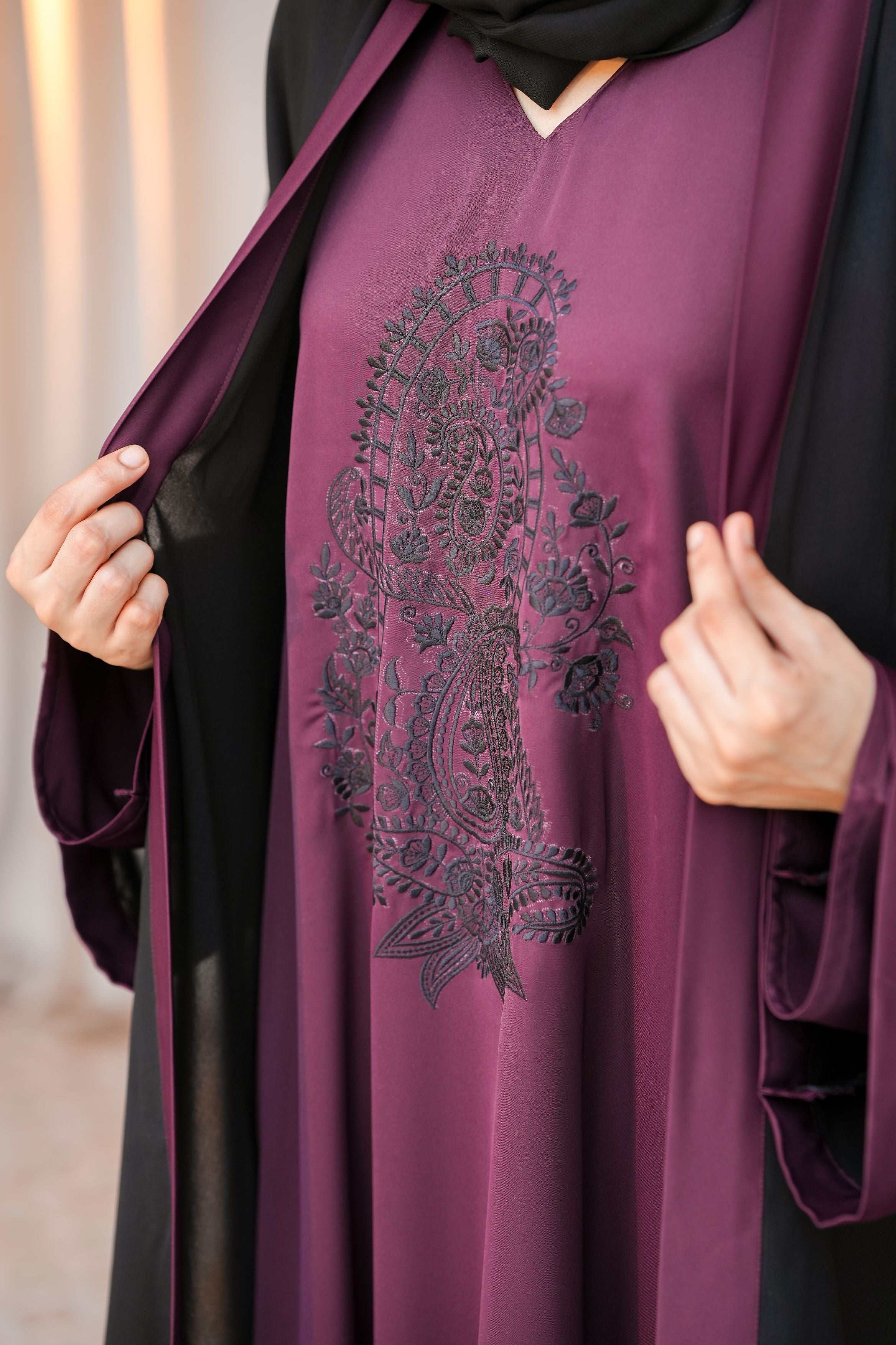 Front Close 0122-MR-175 -Maroon-