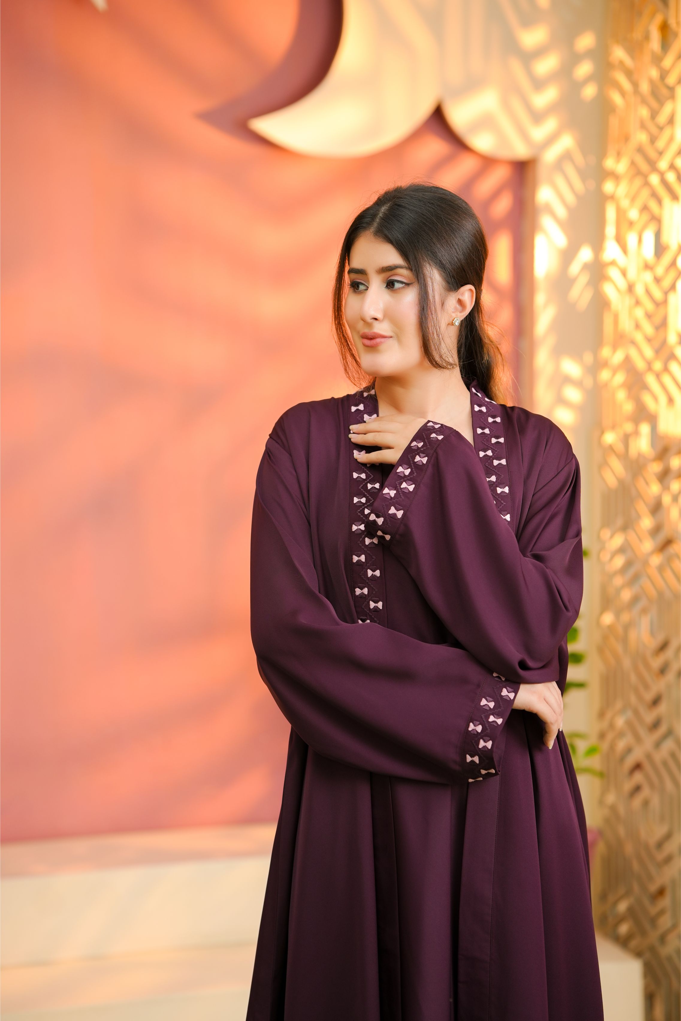 Front Close 0122-MR-New 01 -Maroon-